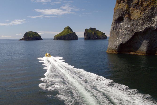 1-Hour Small Group Sightseeing Boat Tour in Vestmannaeyjar - What the Guide and Captain Add (From Stories to Soundtrack Energy)