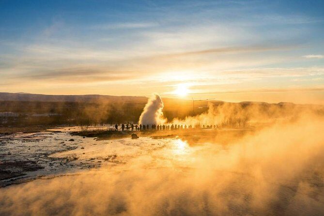 3-Day Golden Circle, Ice Cave and Glacier Lagoon Small-Group Tour - Price and value: what $903.75 buys you in real terms