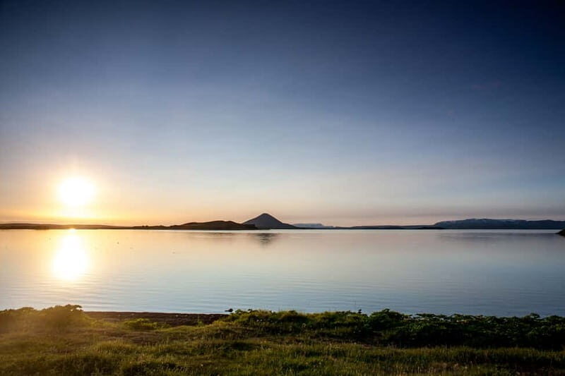 Akureyri Port: Lake Mývatn & Goðafoss Guided Tour with Lunch - Guides make the science feel like a story