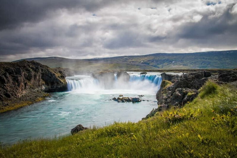 Akureyri Port: Myvatn Nature Baths & Godafoss Waterfall Tour - Lake Mývatn: weird geothermal terrain (and the fly factor)