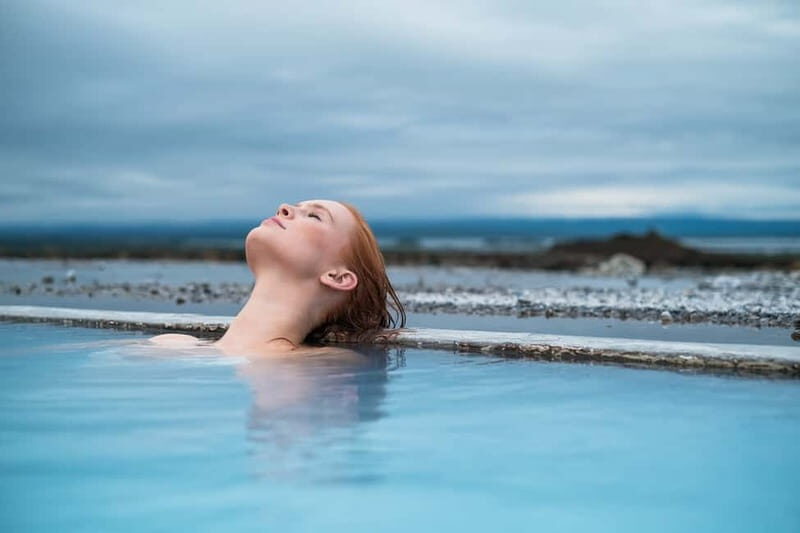 Akureyri Port: Myvatn Nature Baths & Godafoss Waterfall Tour - Goðafoss Waterfall: crescent power and a moment in Iceland’s history