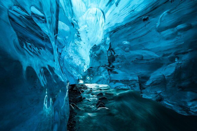 Blue Ice Cave Adventure - Guides you can trust: safety first, stories while you travel