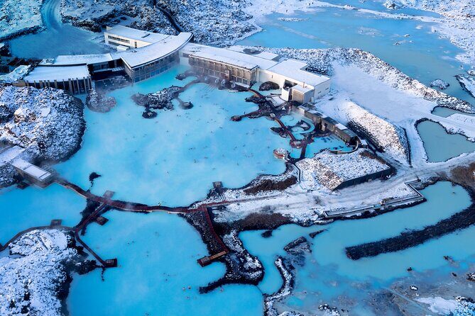 Blue Lagoon Admission Including Return Transfers from Reykjavik - What About Crowds? The Lagoon’s Size Helps