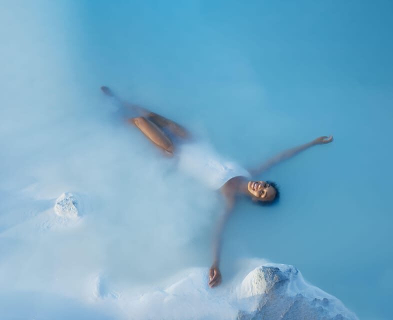 Blue Lagoon: Admission Package with Drink, Towel, and Mask - Getting there: Svartsengi, the lava corridor, and check-in speed