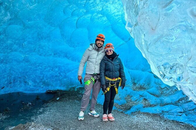 Crystal Blue Ice Cave - Super Jeep From Jökulsárlón Glacier Lagoon - Vatnajökull Glacier Stop: A Short Time With a Giant