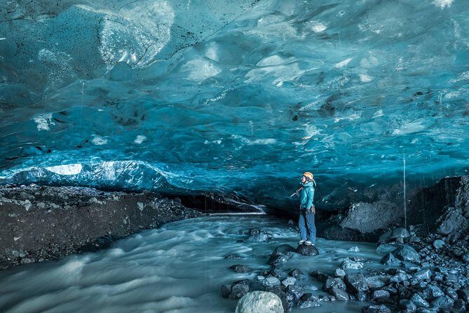 Crystal Ice Cave Adventure - Where this starts: Glacier Adventures in Hali (near Höfn)
