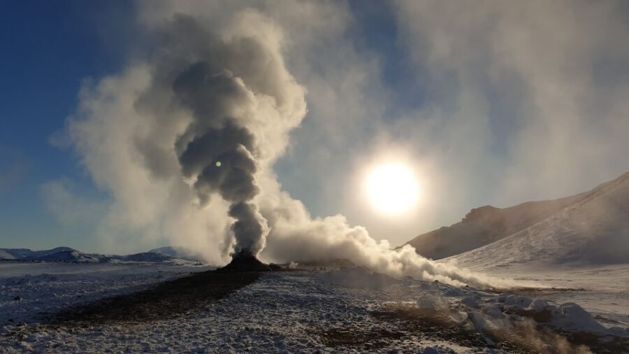 From Akureyri: Godafoss and Lake Myvatn - Skútustaðagígar Pseudo Craters: Quick Stop, Big Geology Payoff