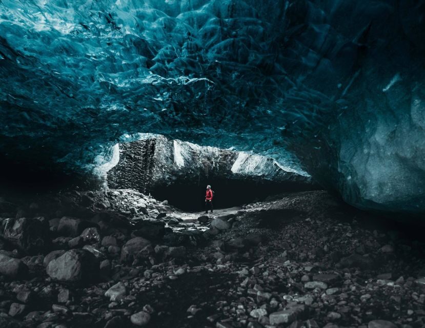 From Jökulsárlón: Vatnajökull Glacier Blue Ice Cave Tour - Why the guide talk matters: formation, volcanoes, and glacier change