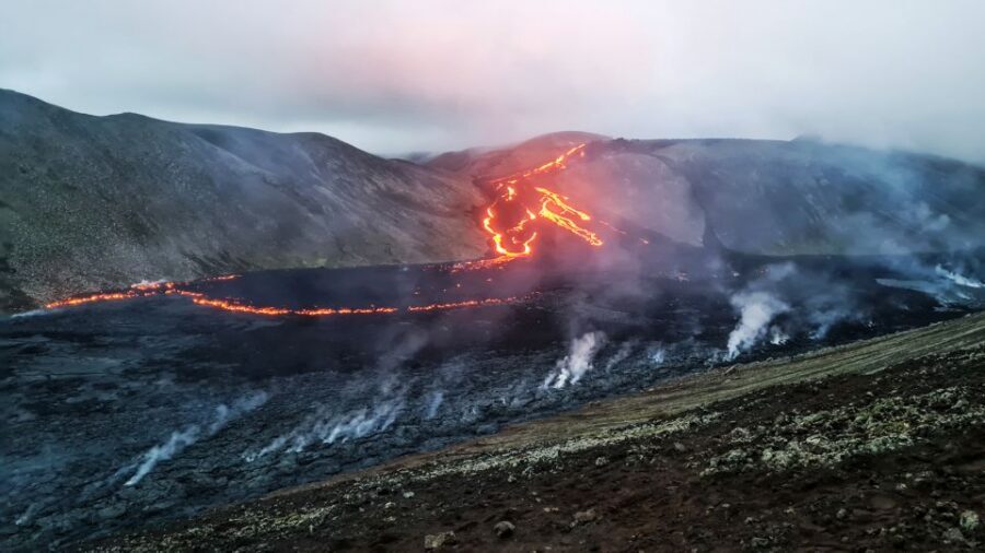 From Reykjavík: Fagradalsfjall Volcano Hike with Geologist - Packing list that won’t let you down