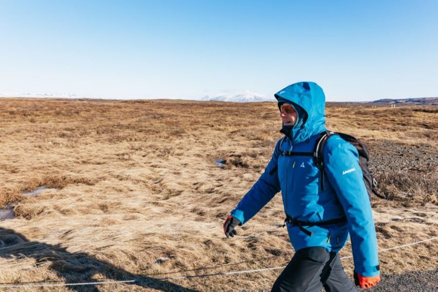From Reykjavik: Golden Circle and Glacier Snowmobiling - Þingvellir National Park: Tectonic Plates and Early Parliament Energy