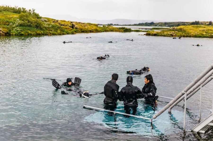 From Reykjavík: Golden Circle Tour and Silfra Snorkeling - Geysir geothermal area: hot springs that don’t wait for you