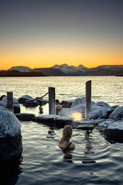 From Reykjavik: Hvammsvík Hot Spring with Transportation - From Reykjavík: transportation that actually reduces stress
