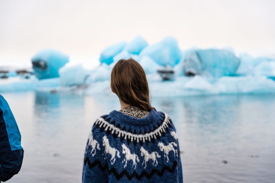 From Reykjavik: Jökulsárlón Glacier Lagoon and Diamond Beach - The Breaks and the Reykjavik Return: How the Day Fits Together