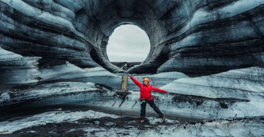 From Reykjavík: Katla Ice Cave and South Coast Tour - Super-jeep up to Vík: Expect the ride to be bumpy (in a fun way)