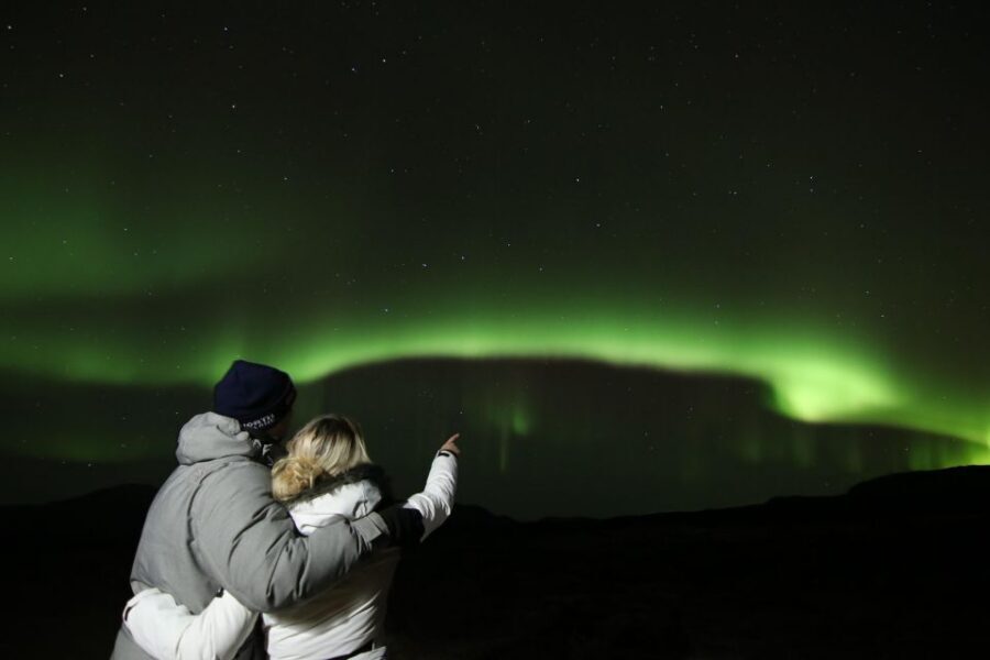 From Reykjavik: Northern Lights Tour with Hot Cocoa & Photos - 5 Key Things You’ll Notice on This Northern Lights Tour