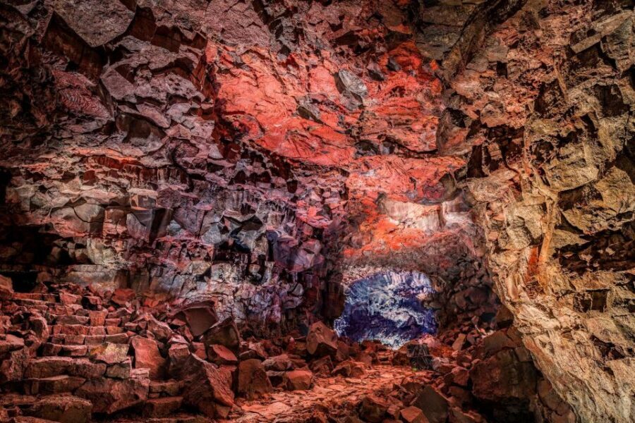 From Reykjavik: Raufarhólshellir Lava Tunnel by Bus - Should you book the Reykjavik bus trip to Raufarhólshellir?
