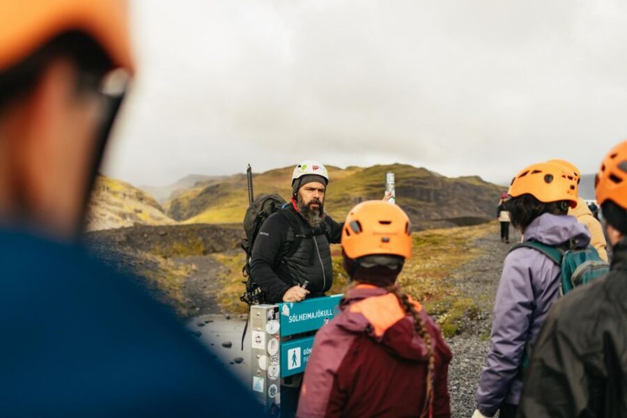 From Reykjavík: Waterfalls, Black Beach & Glacier Day Trip - Glufrabui and Irafoss: the quieter waterfalls that add real value