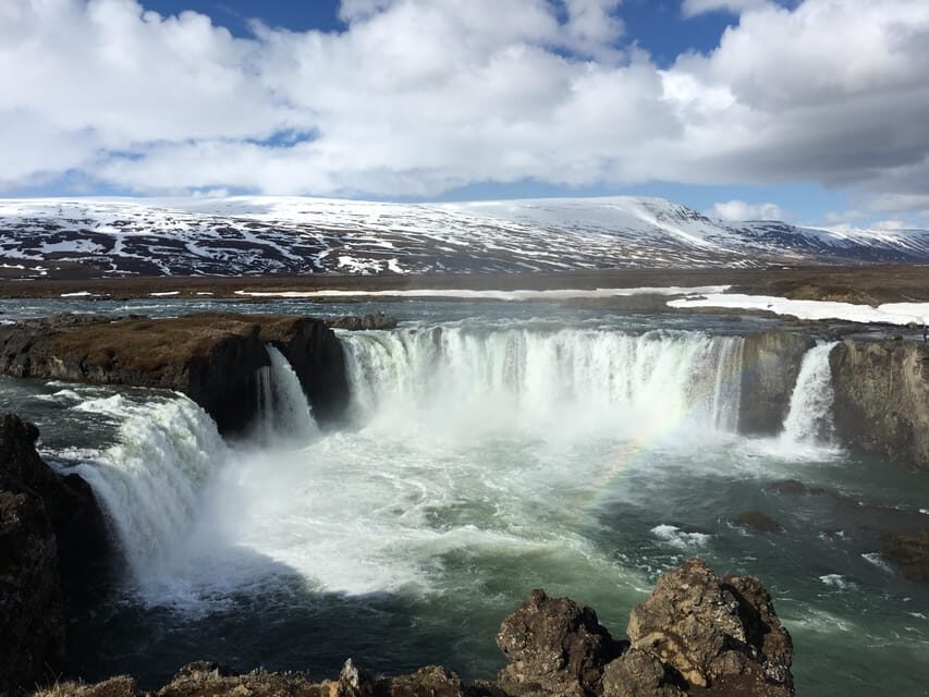 Godafoss Waterfall Short Day Tour from Akureyri Port - One hour at Goðafoss: how to make the falls time count