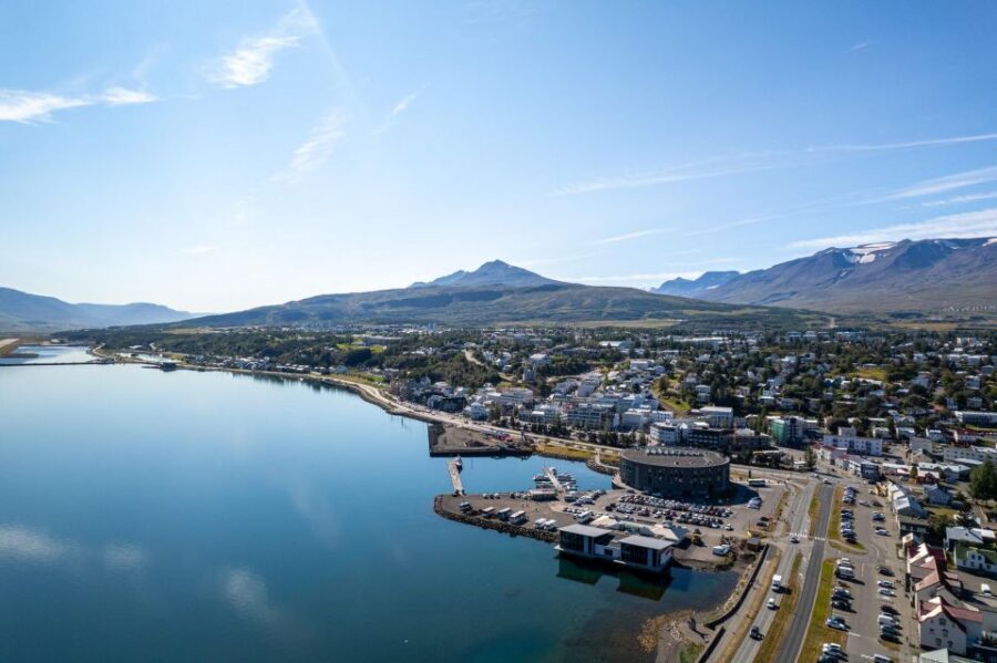 Goðafoss Waterfall Tour from Akureyri Port - Guides: The Difference Between Seeing and Getting It