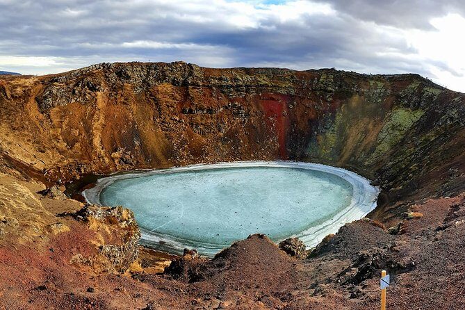 Golden Circle and Kerid Volcanic Crater Small-Group Day Tour - What it’s like from pickup to drop-off