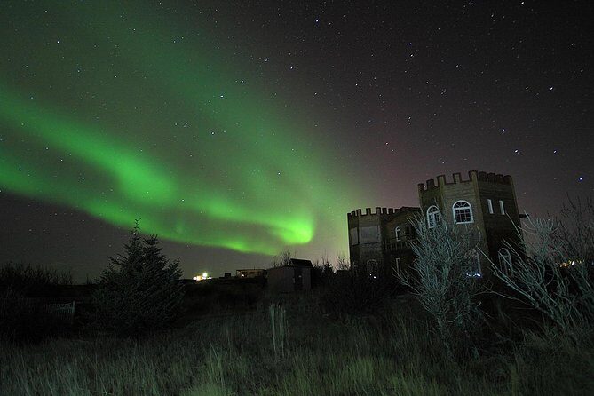 Golden Circle and Northern Lights Superjeep Tour from Reykjavik - The aurora hunt after dusk: why Superjeep + small group matters