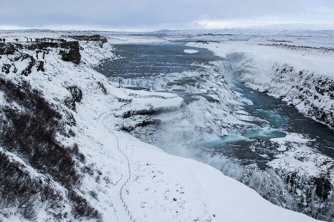 Golden Circle, Secret Lagoon & Friðheimar (Small Group) - Geysir and Strokkur: how to catch eruptions without wasting time
