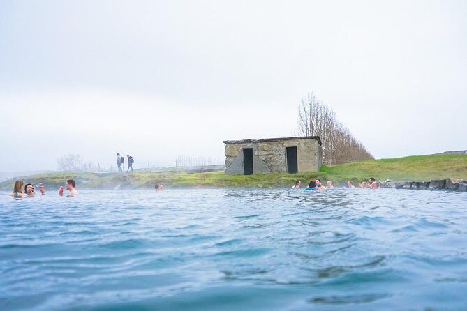 Golden Circle & Secret Lagoon Small-Group Day Tour from Reykjavik - What to Pack (So Iceland Doesn’t Run the Show)