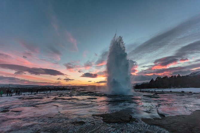 Golden Circle Small-Group Afternoon Tour from Reykjavik - Stop 2: Geysir geothermal area and the Strokkur timing game