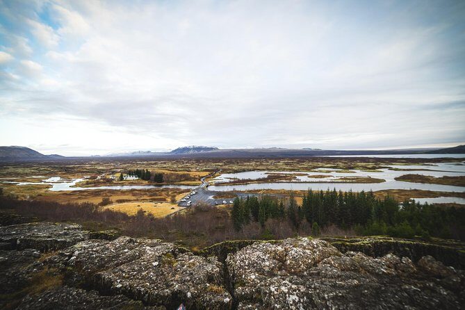 Golden Circle Small-Group Afternoon Tour from Reykjavik - Stop 4: Kerið Crater, quick loop hike, and the color contrast payoff