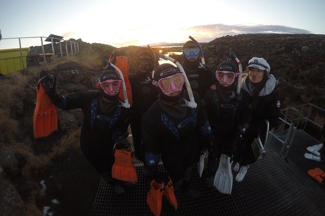 Golden Circle & Snorkeling in Silfra From Reykjavík with Free Photos - The pacing and group size: what small means in a practical way