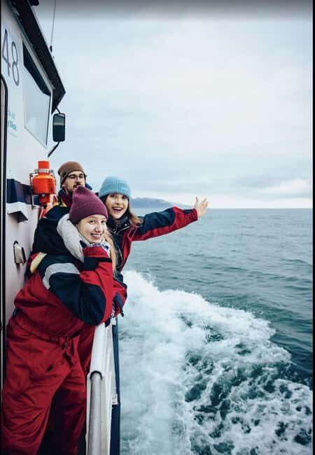 Húsavík: Family-Run and Guided Whale Watching Tour - Húsavík and Skjálfandi Bay: why this region pays off