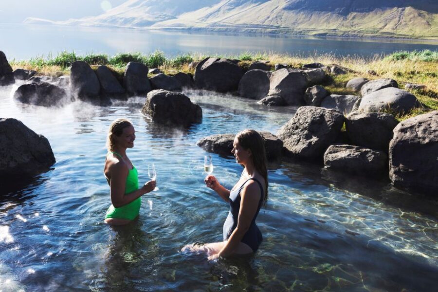 Hvammsvik Hot Springs: Admission Package - Timing your session: how long feels right
