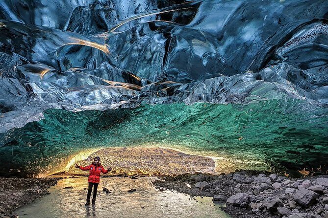 Ice Cave and Glacier Walk into Blue Glacier Canyon - Ice Cave Adventure Begins at Jökulsárlón, Not in Town