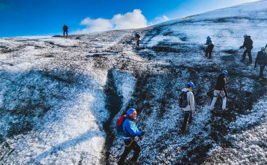 Jökulsárlón: Vatnajökull Glacier Guided Hiking Tour - Breiðamerkurjökull hiking: what you’re actually doing for two hours