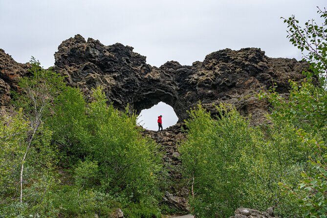 Lake Myvatn, Hot-Springs & Godafoss Waterfall Tour from Akureyri - Timing tricks: how to avoid the speed-rush feeling