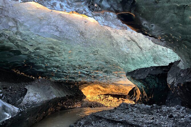 Natural Blue Ice Cave Tour of Vatnajökull Glacier from Jökulsárlón - Entering the natural blue ice cave: what you really see