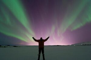 Northern Lights Guided Bus Tour from Reykjavik - From BSÍ bus terminal to your viewing start point