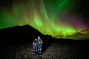 Northern Lights Tour with Photos, Snacks, Warm Snowsuits, Chairs - The Southern Region Stop: How the Guide Works the Forecast