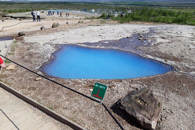 Private Golden Circle Tour from Reykjavik - Stop 5: Kerið Crater and Its Red-Rock Blue Lake Contrast
