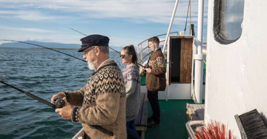 Reykjavik: 3-Hour Sea Angling Gourmet Experience Tour - Sailing Out of Hlésgata Harbour on the Jóhanna