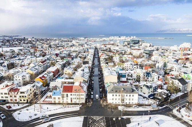 Reykjavik City Walking Tour - Start at Hallgrímskirkja: The Leifur Eiríksson Meeting Spot