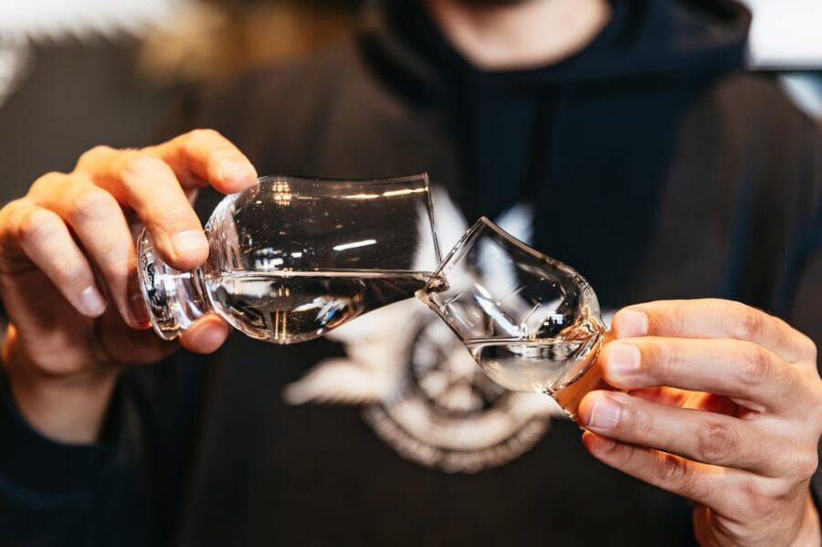 Reykjavik: Eimverk Distillery Guided Tour with Tasting - Food and drink reality check: don’t show up on empty