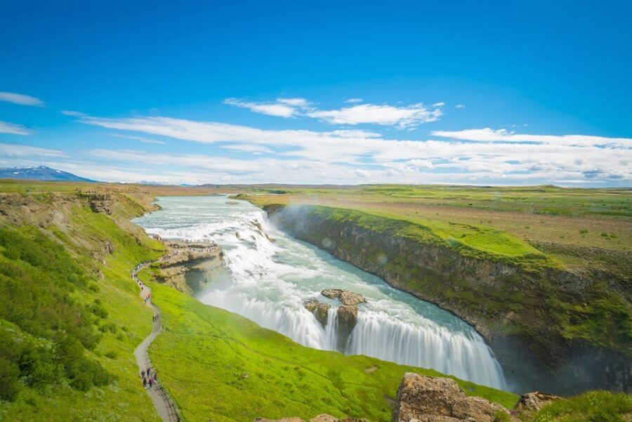 Reykjavik: Golden Circle Tour with Blue Lagoon Visit & Entry - Gullfoss Waterfall: The 32-Meter Drop That Feels Bigger In Person