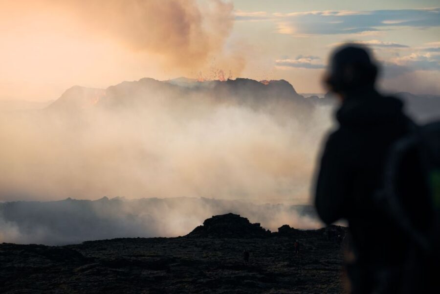 Reykjavik: Guided Tour to Volcano and Reykjanes Geopark - Key highlights at a glance