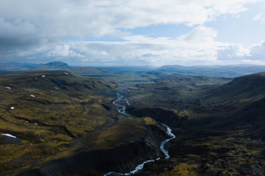 Reykjavík: Landmannalaugar Hike and the Valley of Tears - Entering Landmannalaugar: volcanic colors you can’t fake