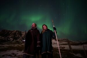 Reykjavik Northern Lights Tour with Pro Aurora Photos Small Group - Pickup and First Minutes: Don’t Overthink It
