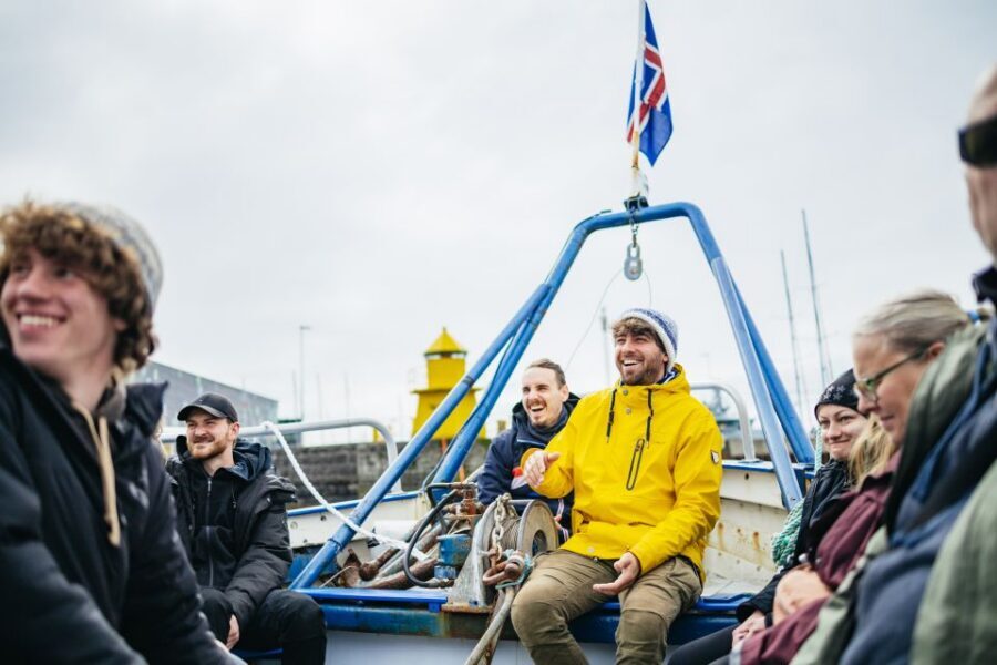 Reykjavik: Puffin Watching Boat Tour - Old Harbour to Skúlaskeið: what the start feels like