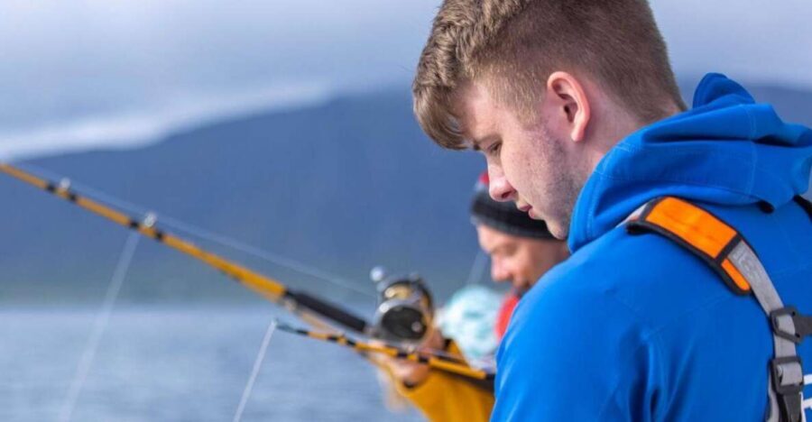 Reykjavik: Sea Fishing Boat Tour & BBQ with the Day's Catch - What happens when you catch fish (and how the crew keeps it fun)