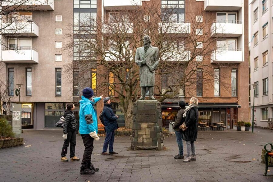 Reykjavik: Sightseeing Walking Tour with a Viking - Getting oriented at Ingólfur Square, the real start line