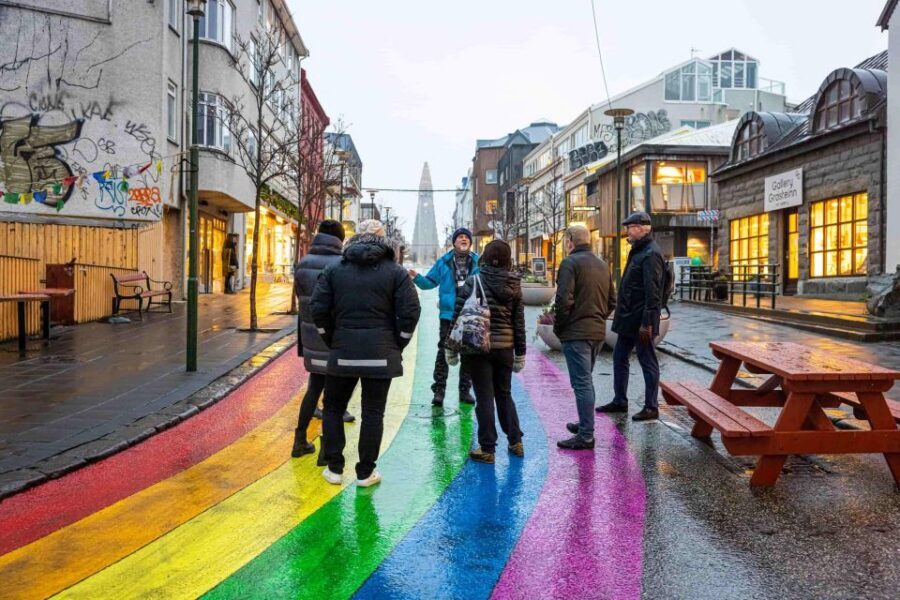 Reykjavik: Sightseeing Walking Tour with a Viking - Hallgrímskirkja Church: the Reykjavik landmark and how to say it